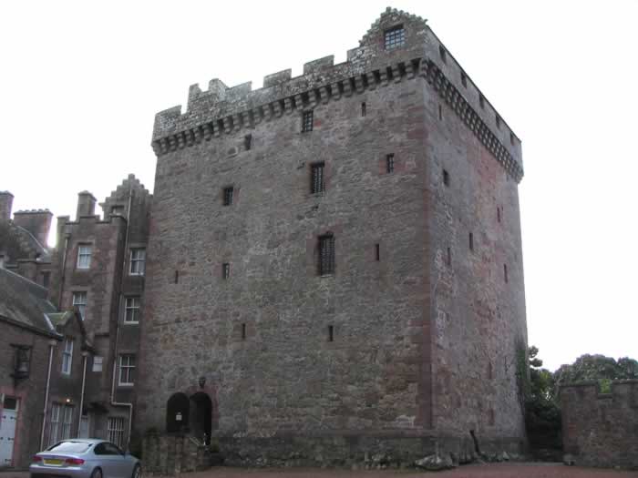 Comlongon Castle