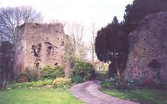 Tiverton Castle